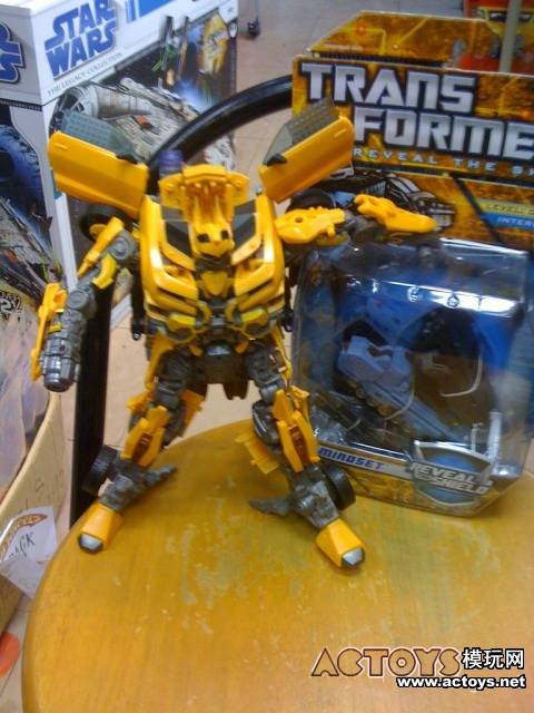 transformers dark of the moon bumblebee mechtech. of the Transformers: Dark