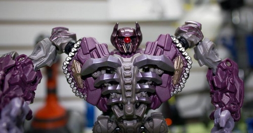 transformers dark of the moon shockwave pictures. all the Transformers news