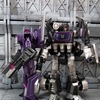 New%20Looks%20at%20Transformers%20Fall%20of%20Cybertron%20Soundwave%20and%20Shockwave%20(3)__scaled_100.jpg