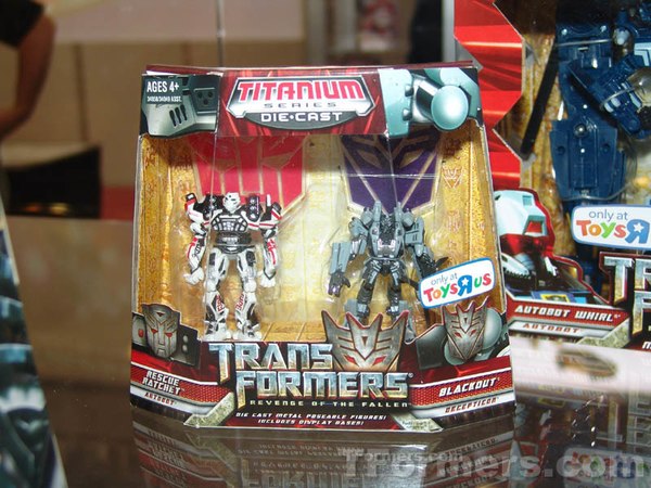 BotCon 2009 - Transformers Revenge of the Fallen Mega Gallery