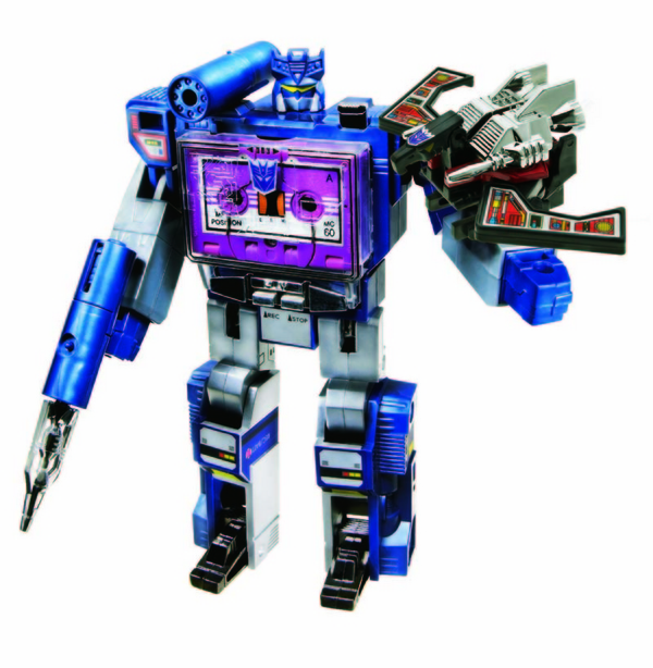 SDCC 2009  - Hasbro's Got Exclusives Soundwave & Cassettes, Mighty Optimus Prime
