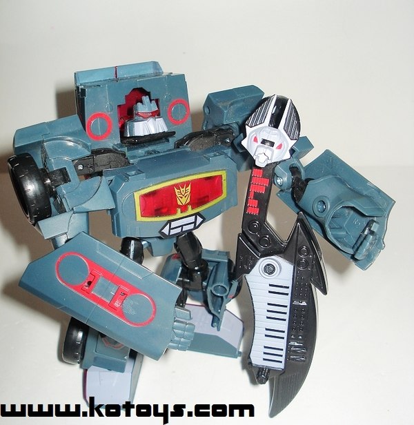 Animated Deluxe of Electrostatic Soundwave w/ Ratbat Gallery