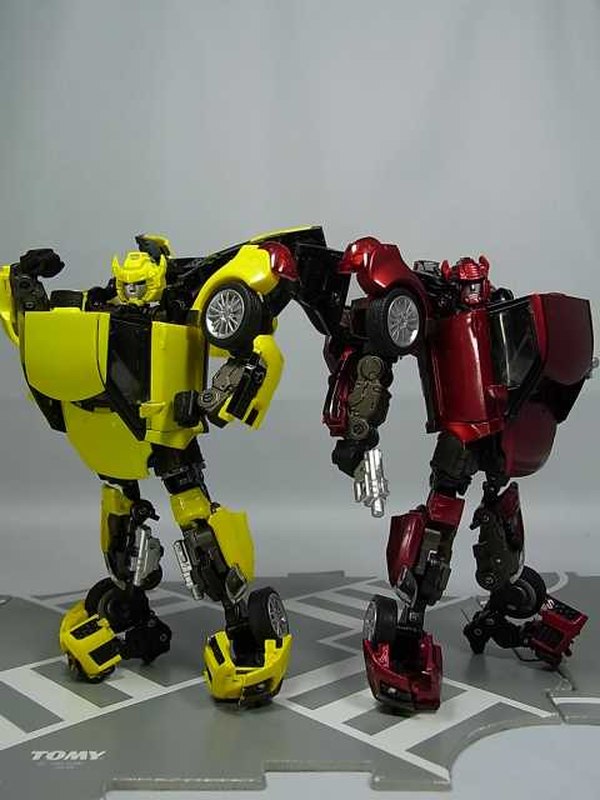 Video Review - Alternity Cliffjumper and Bumblebee