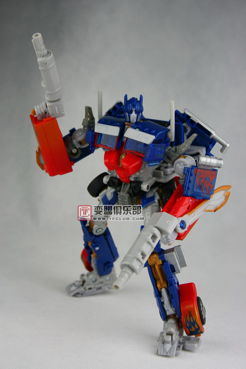 transformers hunt for the decepticons voyager optimus prime