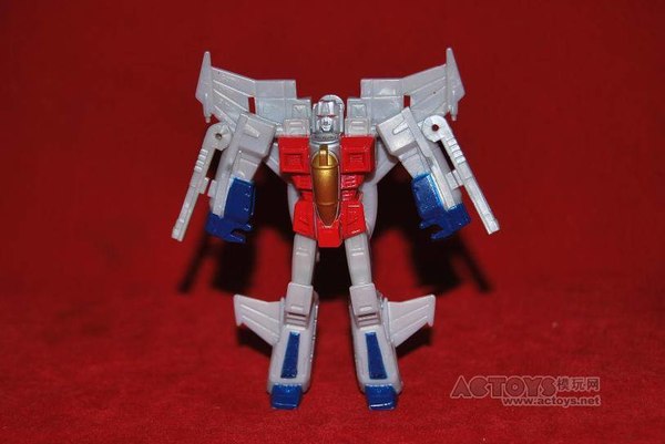 New Looks at Reveal the Shield Legends Starscream