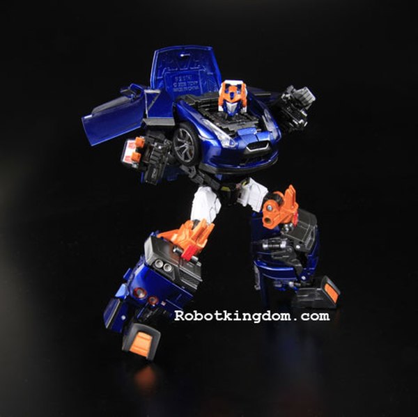 First Looks at Takara's Asia Exclusives Alternity Dai Atlas and Goldbug Figures (Updated)
