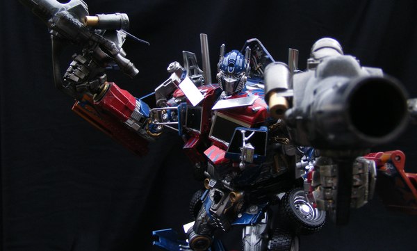 Transformers Custom - DOTM Masterpiece Optimus Prime by DubCustomz 