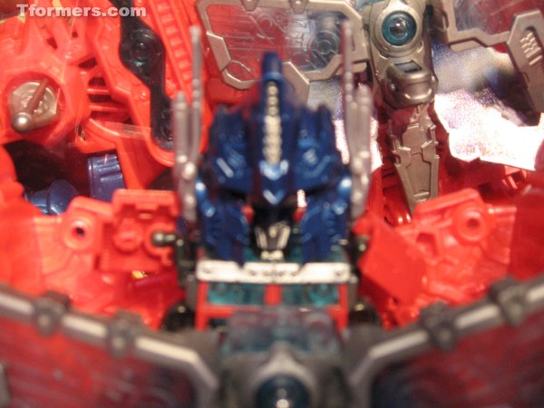 Toy Fair 2012 - Transformers Prime Cyberverse Display Shows Off Optimus Maximus, Energon Driller with Knockout Vehicle, and more