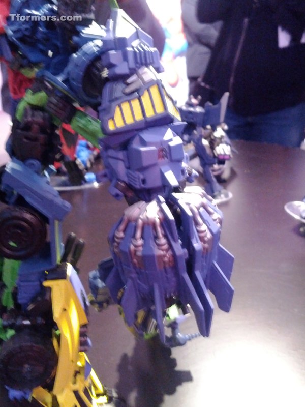 Toy Fair 2012 - Transformers Generations to Continue in 2013 Full Throttle with 40 Figures!