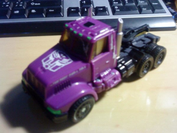 Could This Be the BotCon 2012 Exclusive Shattered Glass Optimus Prime?