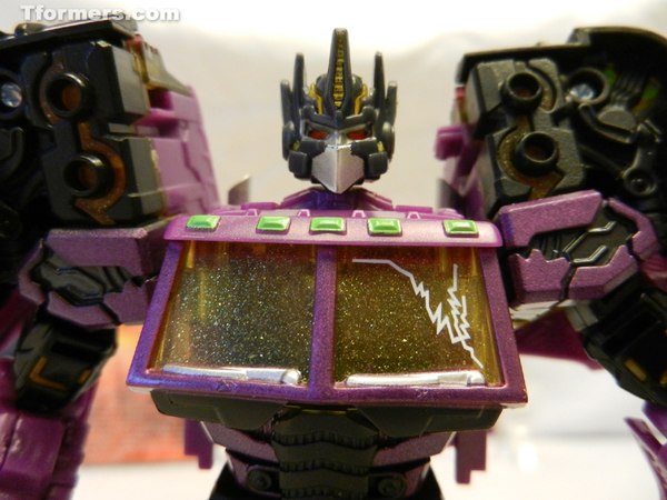 BotCon 2012 - Convention Exclusives Shattered Glass Optimus Prime and Timelines Kick-Over Gallery and Bios!