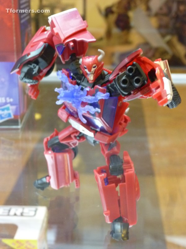 BotCon 2012 - Hasbro Transformers Brand Panel Report; FE Terrorcon Cliffjumper is SDCC Exclusive; Generations Adds New Classes