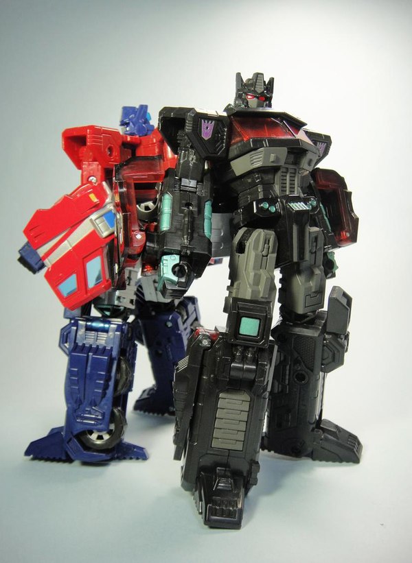 Time to Tease the Tokyo Toy Show Exclusive Transformers United Black Convoy