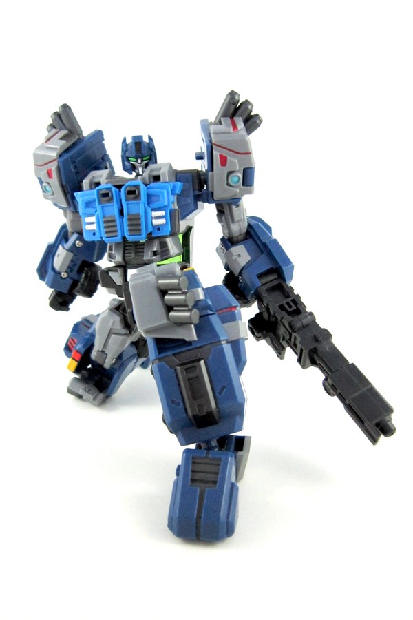 Video Review - FansProject Warbot WB-002 Steelcore