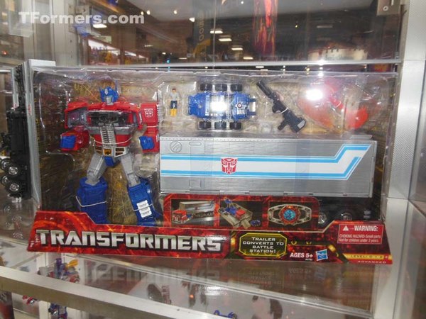 SDCC 2012 - Transformers Masterpiece Optimus Prime, Bot Shots, Universal Studios Exclusives, and Rescue Bots