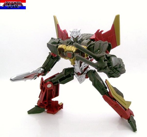 Transformers Generations Fall of Cybertron Fireflight Review Images