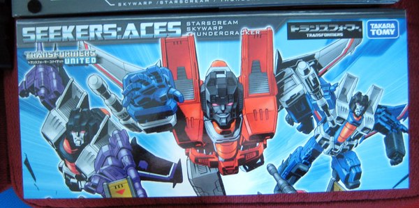 Takara Tomy Transformers United Seekers Aces Box Set In-Hand Images - Starscream, Thundercracker, Skywarp 