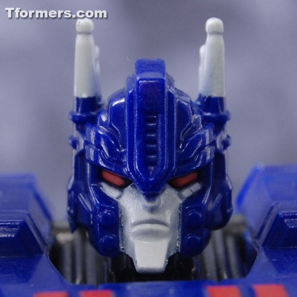 Review - Generations Fall of Cybertron Ultra Magnus