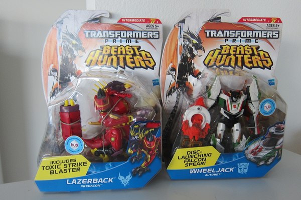 Transformers Beast Hunters Deluxe Class and Bot Shots 5 Packs Sighted in California