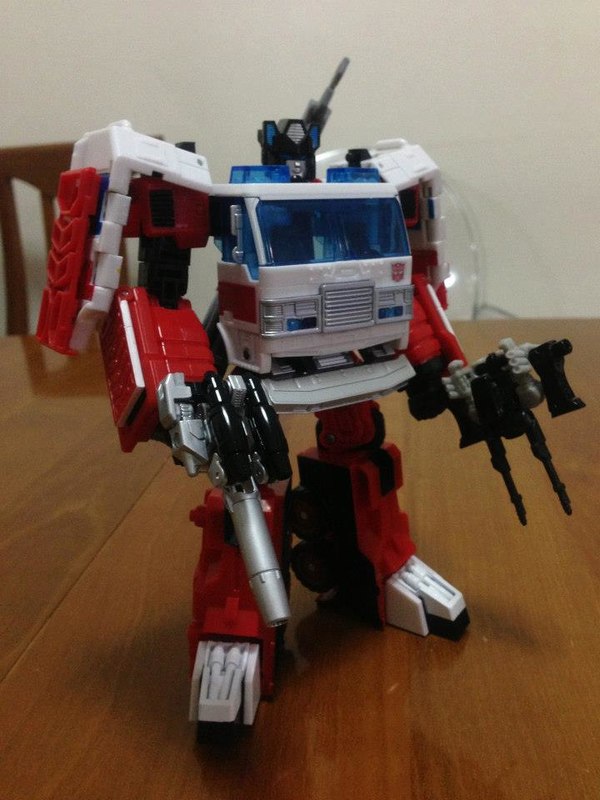 New In-Hand Images for Transformers United Artfire Million Publishing Exclusive 