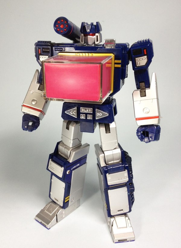 Happy Friday! -  FREE  Energon Papercraft Insert For Transformers Masterpiece MP-13 Soundwave