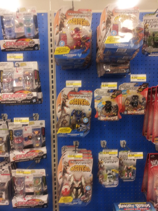 Transformers Beast Hunters Deluxe Class Figures Sighted in Northern California