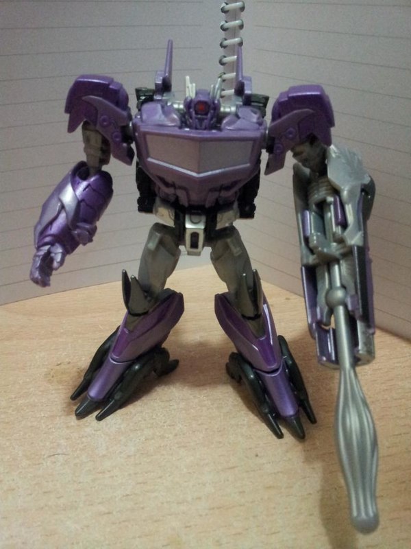 Transformers Beast Hunters Cyberverse Shockwave Video Review of Commder Scale Figure