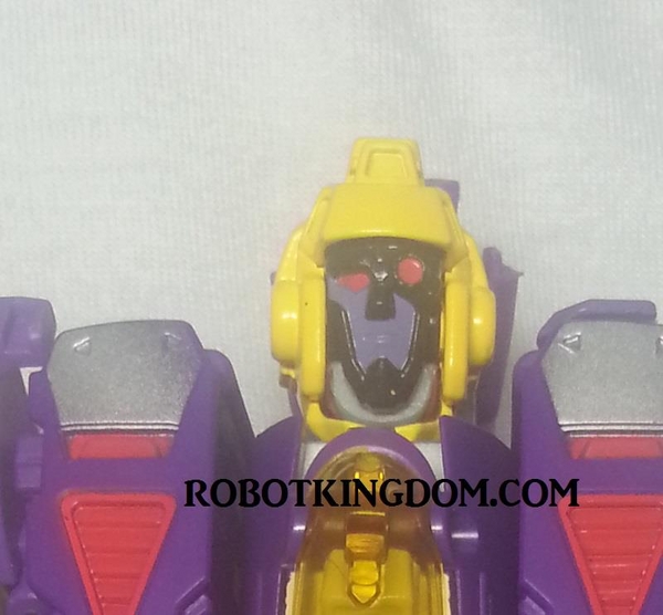 Transformers Fall of Cybertron Voyager Springer & Blitzwing In Hand Images