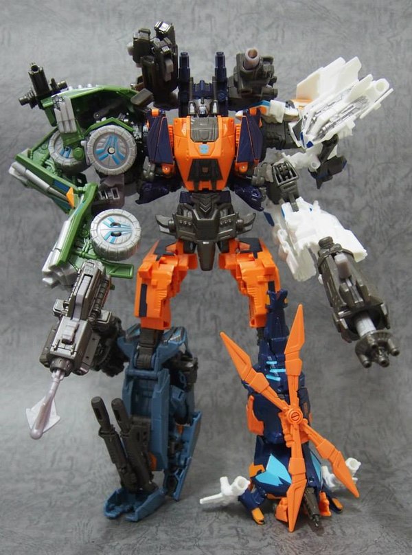 New Images Transformers Generations Wreckers Wave 4 Images Show Runination Team Figures