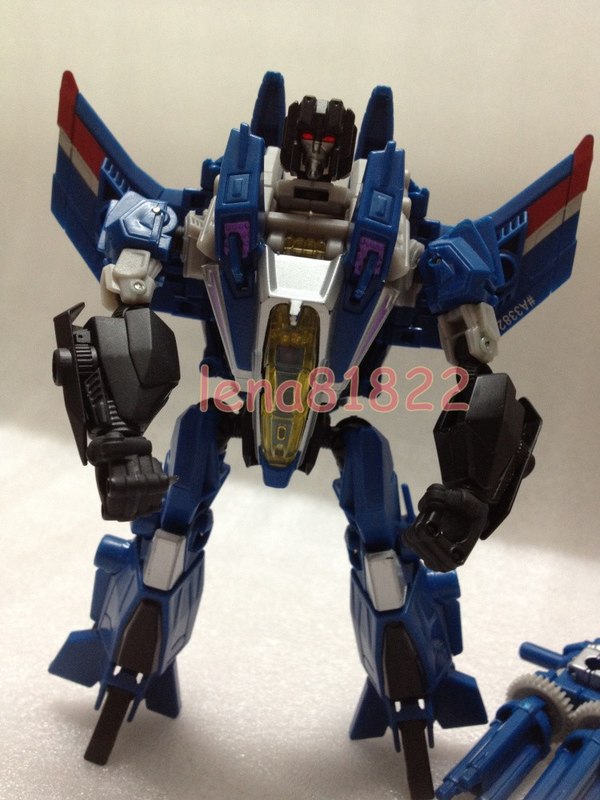 Transformers Generations Thundercracker Out of Package Images 