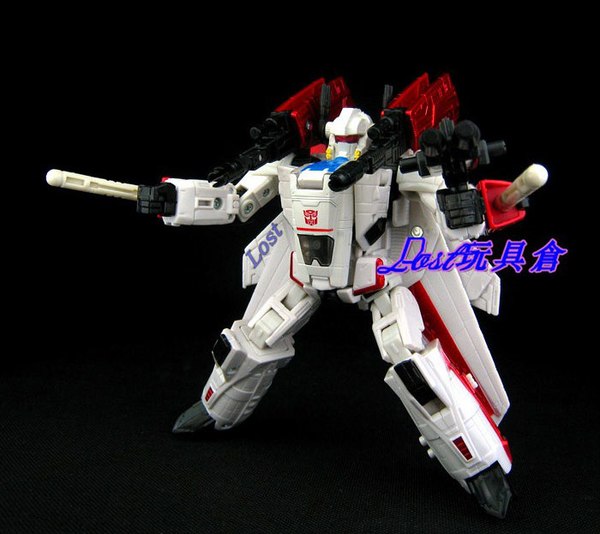 Cybertron Con 2013 Henkei Jetfire New Out of the Box Images Show Exclusive Figure Details