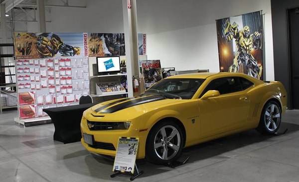 Transformers 4 Age of Extinction Wal-Mart Display Shows Bumblebee and G1 Optimus Prime