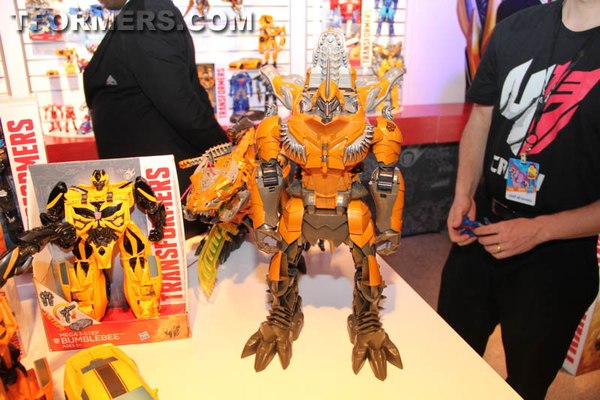 Toy Fair 2014 Hasbro Transformers Age of Extinction Stomp and Chomp Grimlock Video Demo