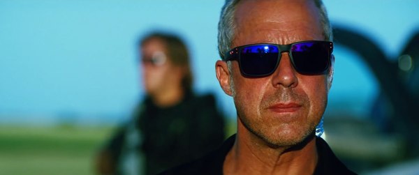 Titus Welliver Talks Transformer Age of Extinction - Reveals He's The Shark That Takes Out  Transformers 