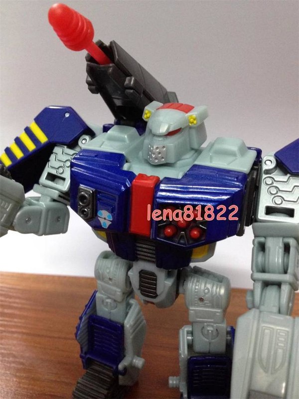 Generations Tankor New In Hand Photos Of Upcoming Toy