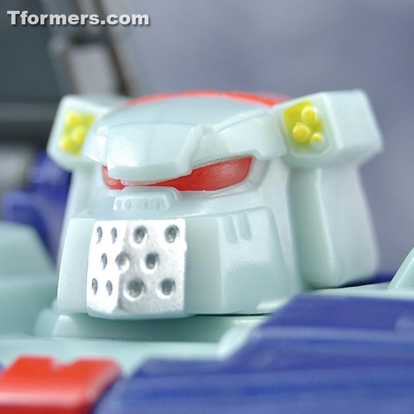 Toy Review - Generations Deluxe Class Tankor