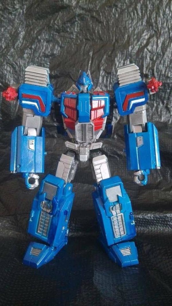 Incarnate by Guilty - Third Party Fall Of Cybertron Ultra Magnus Inspired Toy