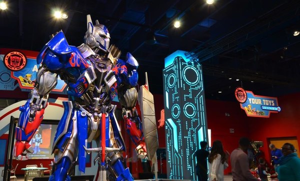Transformers Robots in Disguise at The World’s Biggest Children’s Museum Press Release